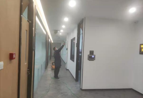 2021年12月16日重庆市万州区周家坝办公楼除甲醛服务由重庆市米奇环保科技有限公司万州分公司承接