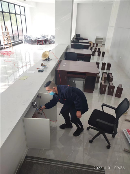 2022年11月1日重庆市万州区钟鼓楼街道桑树社区居委会除甲醛服务由重庆市米奇环保科技有限公司万州分公司承接，并顺利完成任务，且得到用户一致好评。