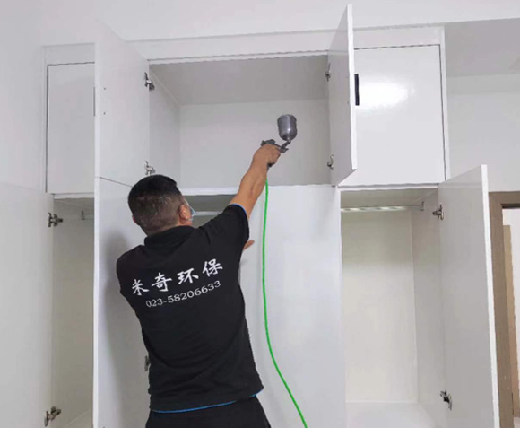 2023年7月14日重庆米奇环保科技有限公司承接万州南滨上院除甲醛服务，下面的图片是来自现场实拍。